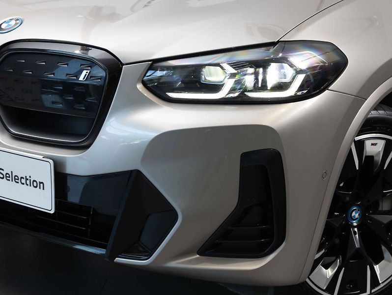 BMW iX3 M Sport - fotka 7 z 23