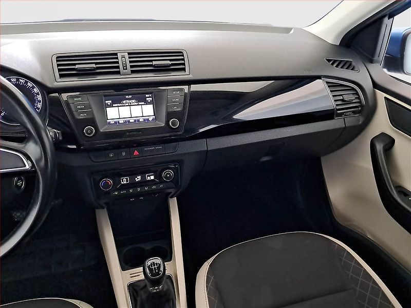 Škoda Fabia (2015) 1.2 TSI, ČR,1.maj - fotka 8 z 15