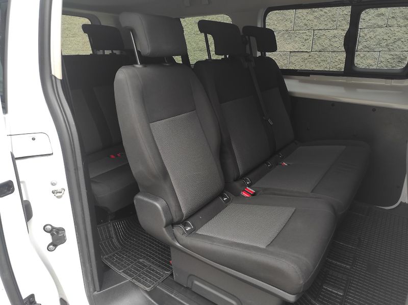 Toyota ProAce 2,0D-4D 9 míst, L2, ČR, TZ - fotka 12 z 31