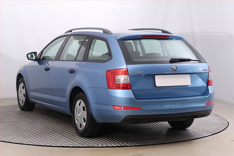 Škoda Octavia (2013) 1.2 TSI, Serv.kniha, Tempomat - fotka 4 z 14