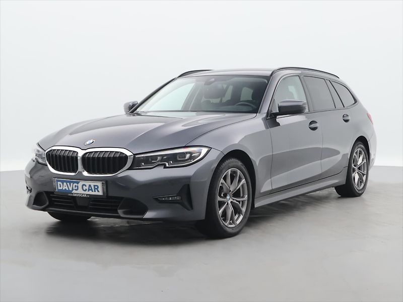 BMW Řada 3 2,0 320d 140kW xDrive 1.Maj. - fotka 3 z 36