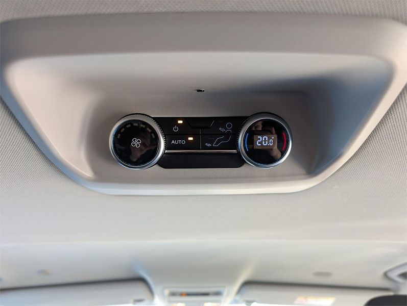 Ford Tourneo Custom (2026) Titanium X L2, Tourneo, 2.0 Ec - fotka 13 z 22