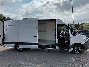 Mercedes-Benz Sprinter (2021) - fotka 1 z 12