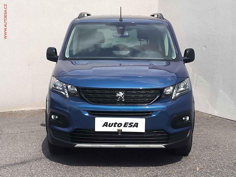 Peugeot Rifter (2023) 1.5HDi, GT Line, navi, kamera - fotka 2 z 24