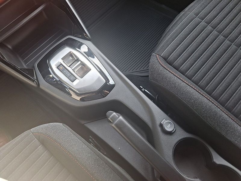 Peugeot 2008 (2026) STYLE Hybrid 110 e-DCS6 - fotka 20 z 23