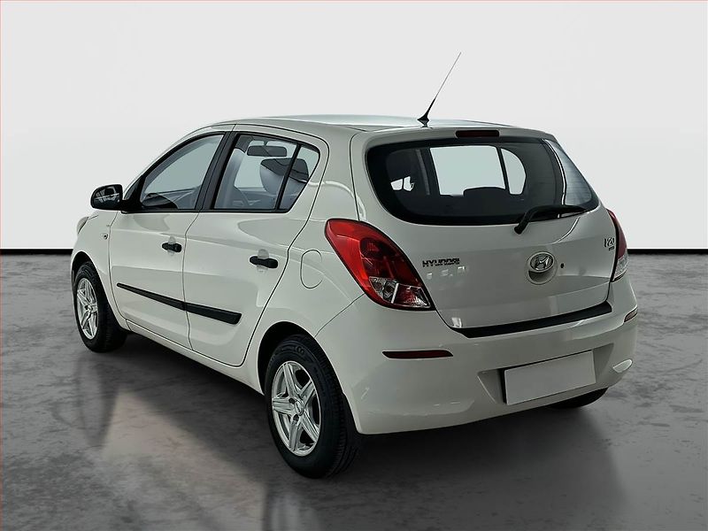Hyundai i20 (2013) 1.2, ČR,1.maj, Serv.kniha - fotka 4 z 17