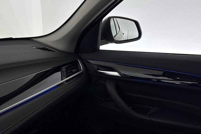 BMW X1 xDrive18d - fotka 16 z 24
