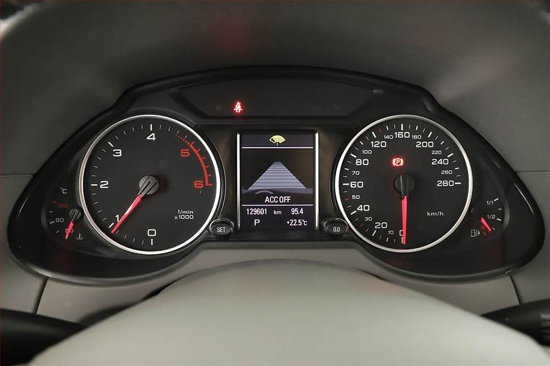 Audi Q5 (2011) 2.0 TDI, 4X4, Automat - fotka 11 z 19