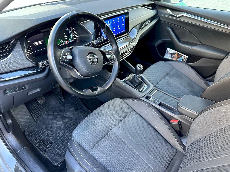 Škoda Octavia (2022) 2.0 TDI 85kW Style Combi - fotka 6 z 22