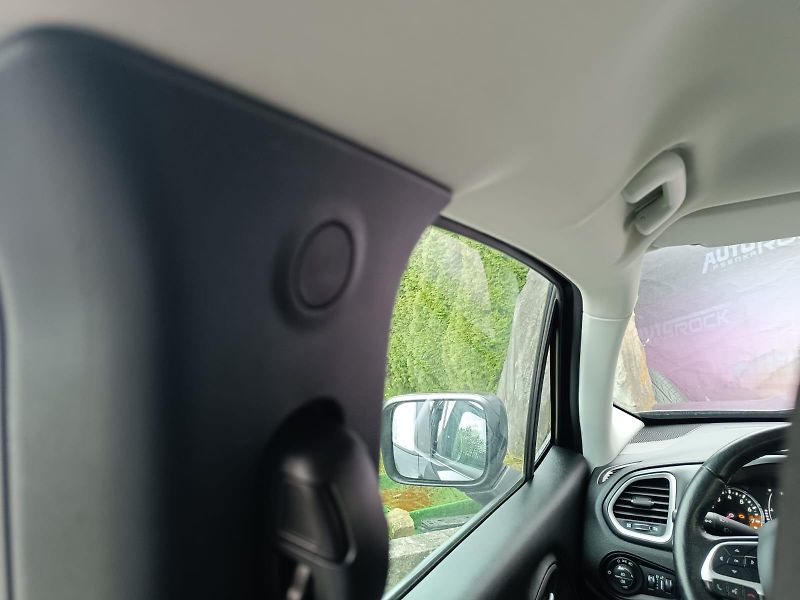 Jeep Renegade 1.6/81KW, ATMOSFÉRICKÝ MOTOR! - fotka 34 z 37