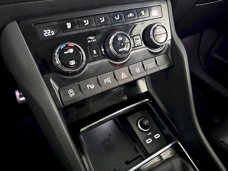 Škoda Kodiaq (2022) 2.0TDI 147KW DSG Laurin a Klem - fotka 27 z 35