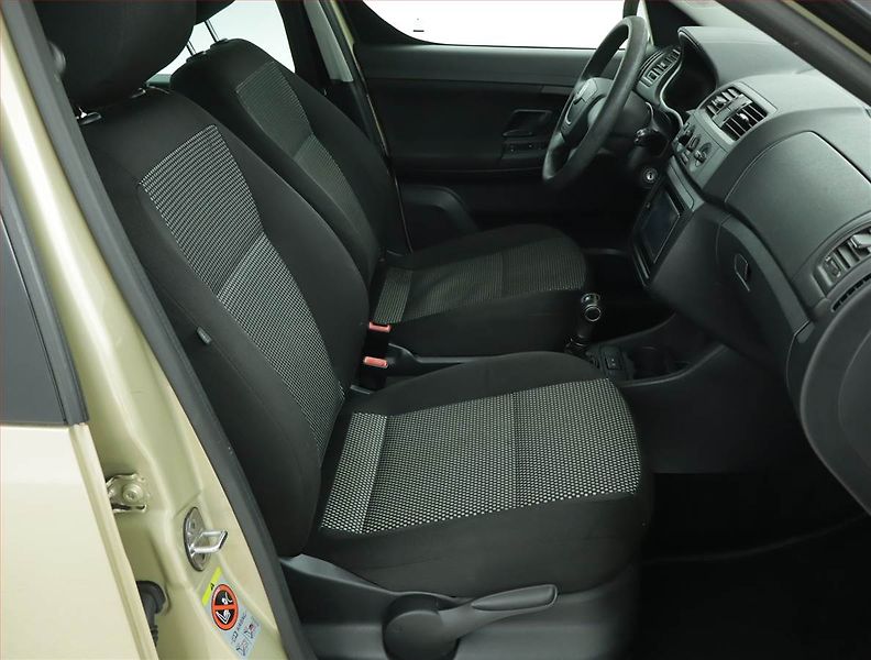 Škoda Roomster (2011) 1.2 TSI, Automat, Tempomat - fotka 9 z 15