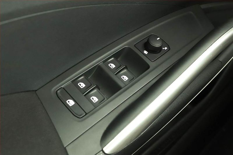 Škoda Fabia (2022) 1.0 TSI, Tempomat - fotka 14 z 14