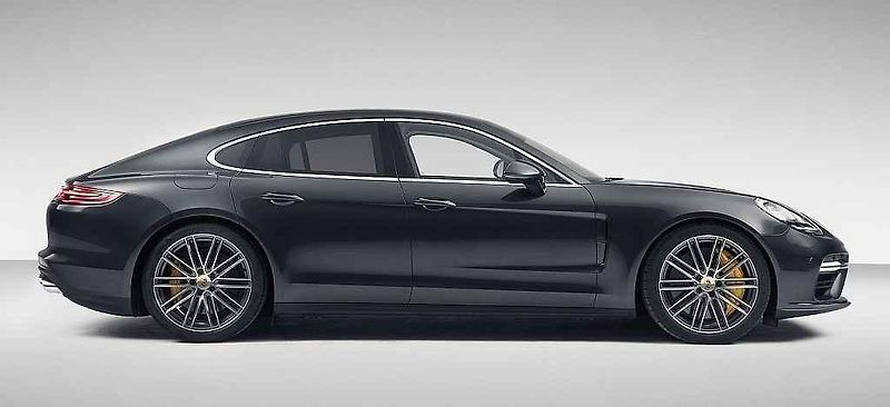 Porsche Panamera.