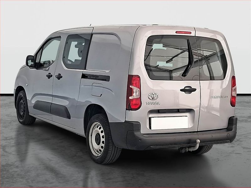 Toyota ProAce City (2024) Maxi 1.5 D-4D, 5Míst, 756kg - fotka 4 z 19