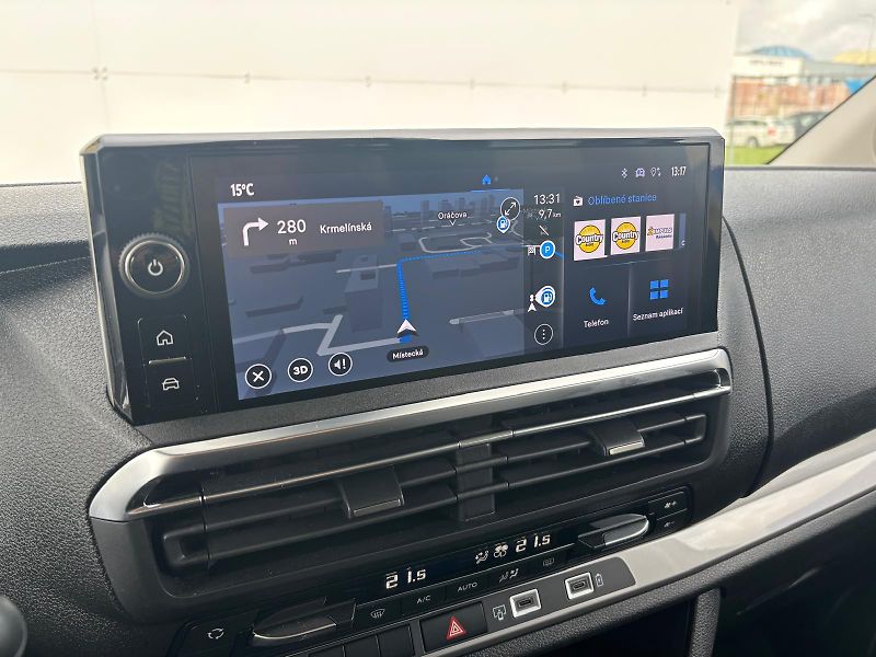 Toyota ProAce 2,0 D-4D 8AT L2 Family Webasto - fotka 19 z 25