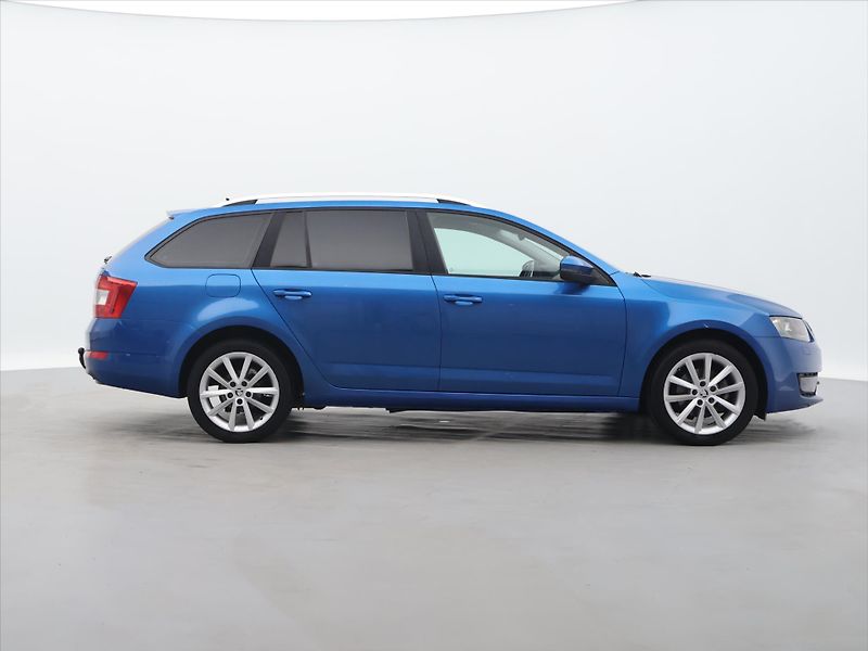 Škoda Octavia 1,4 TSI 103kW Elegance Xenon - fotka 7 z 29