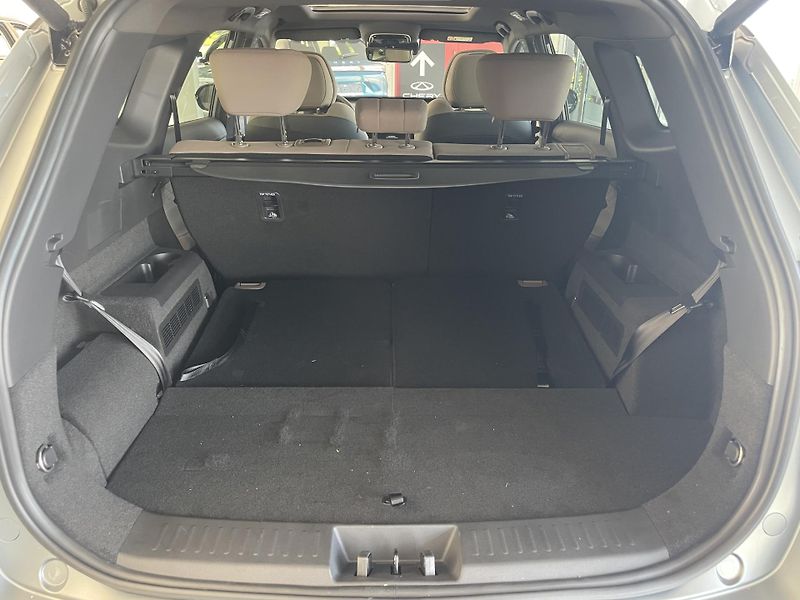 Chery Tiggo 8 PHEV (2026) 1,5T Unique FWD - fotka 15 z 52