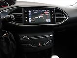 Peugeot 308 (2015) 1.2 e-THP, Serv.kniha, Navi - náhled 10