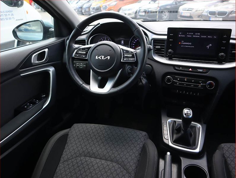 Kia Ceed (2023) Spin 1.0 T-GDI, SPIN, DPH - fotka 7 z 18