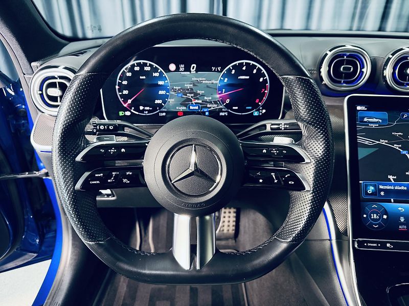 Mercedes-Benz Třídy C (2022) 200*AMG*ZÁRUKA*TAŽNÉ*NAPPA - fotka 24 z 42