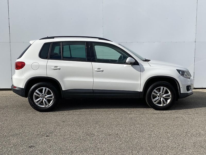 Volkswagen Tiguan 1,4 TSI 90 kW Trend & Fun - fotka 3 z 26