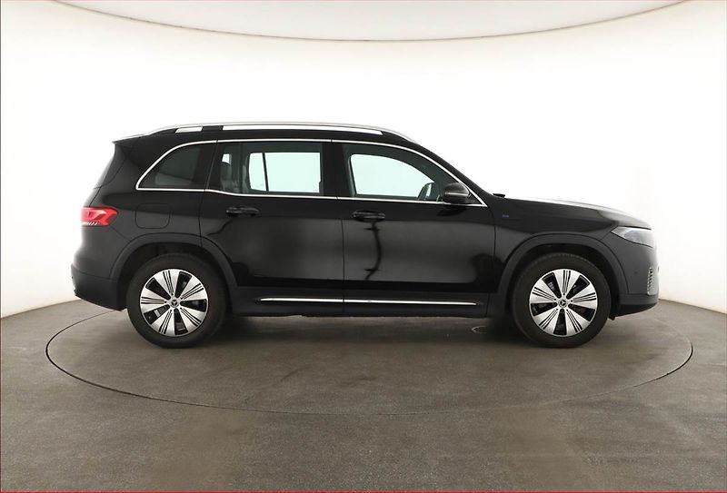 Mercedes-Benz EQB (2022) 300 4MATIC, SoH 97% - fotka 6 z 20