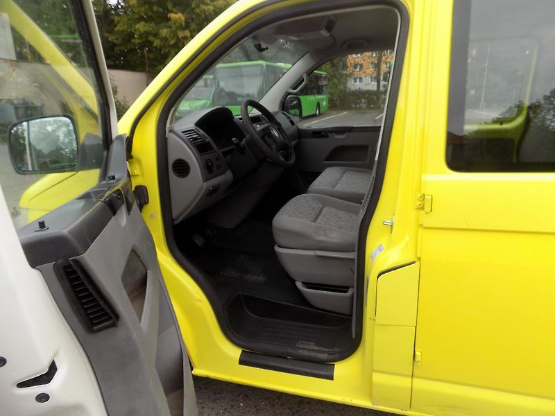 Volkswagen Transporter (2007) 2,5 96KW 7MÍST SKLÁPĚČ  - fotka 13 z 53