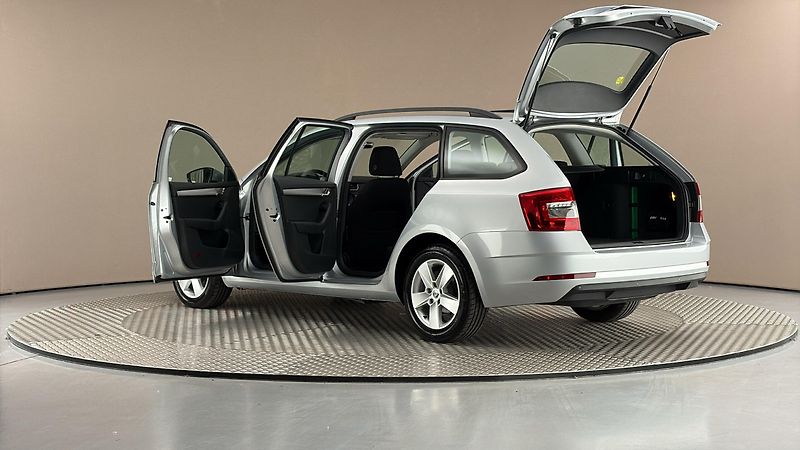 Škoda Octavia 1.5 TSI G-Tec DSG Ambition Com - fotka 7 z 22