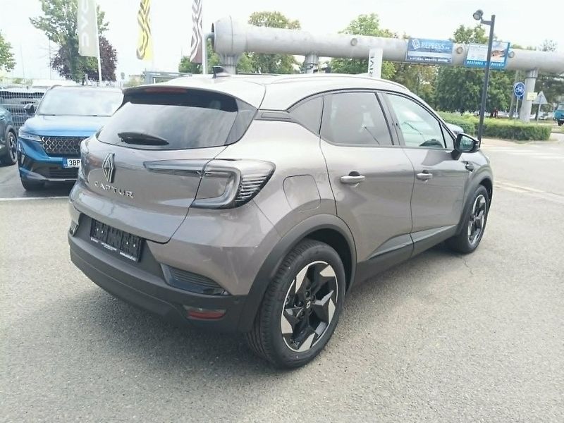 Renault Captur (2026) techno Eco-G 120 - fotka 8 z 24