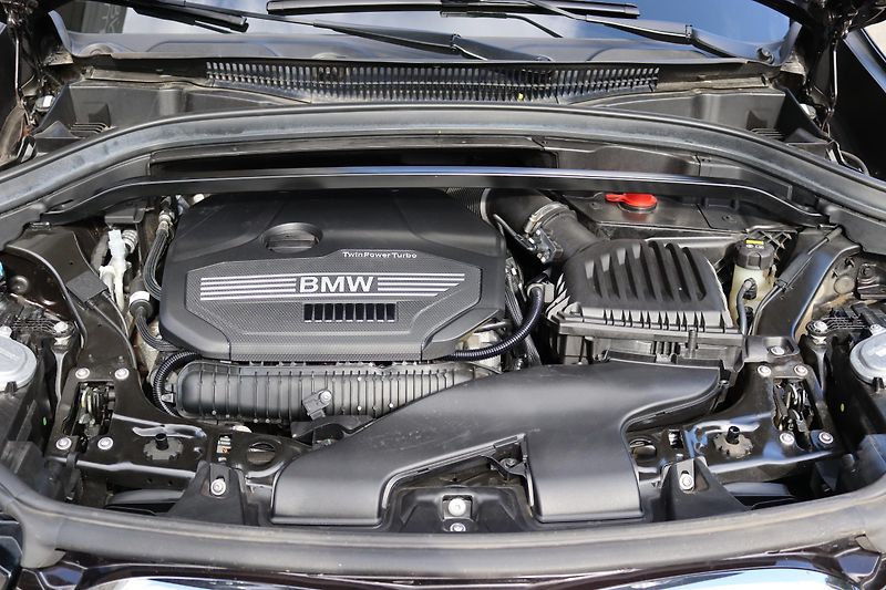BMW X1 XDRIVE 25i F48 170kW - fotka 50 z 50