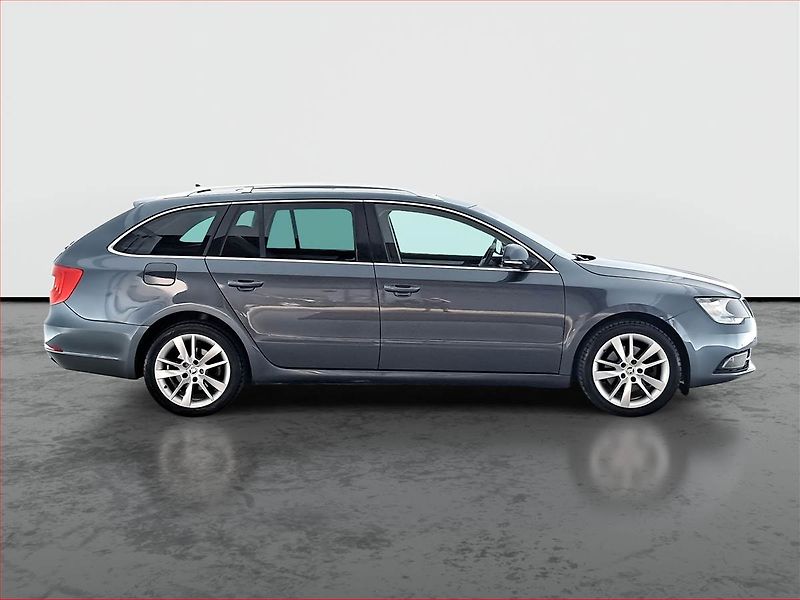 Škoda Superb (2014) 2.0 TDI, Navi, Tempomat - fotka 6 z 20