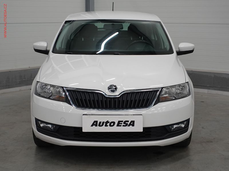 Škoda Rapid (2017) 1.0TSI, ČR, AC, park.asist - fotka 2 z 16