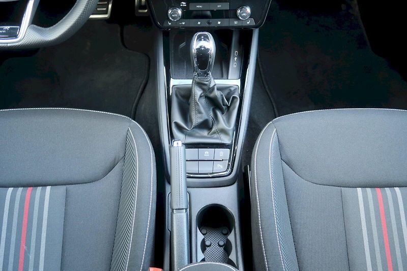 Škoda Scala (2025) MonteCarlo 1,5 TSi/110 kW - fotka 13 z 32