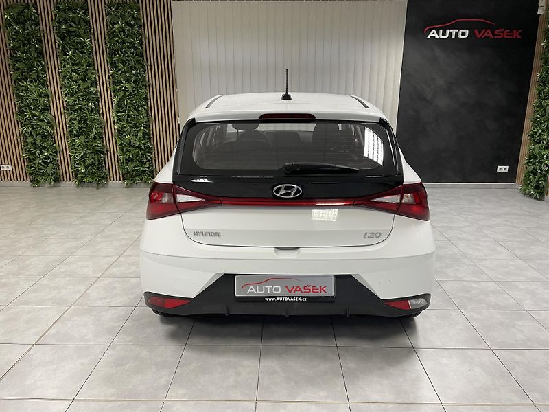 Hyundai i20 1.2 i ČR  1.MAJ.SERVISKA - fotka 9 z 23
