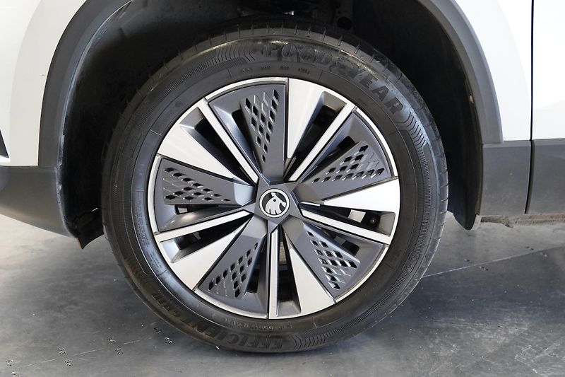 Škoda Karoq - fotka 10 z 30
