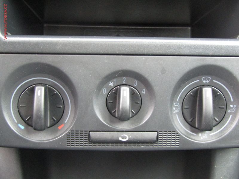 Škoda Fabia (2004) 1.2 i, ČR - fotka 13 z 17