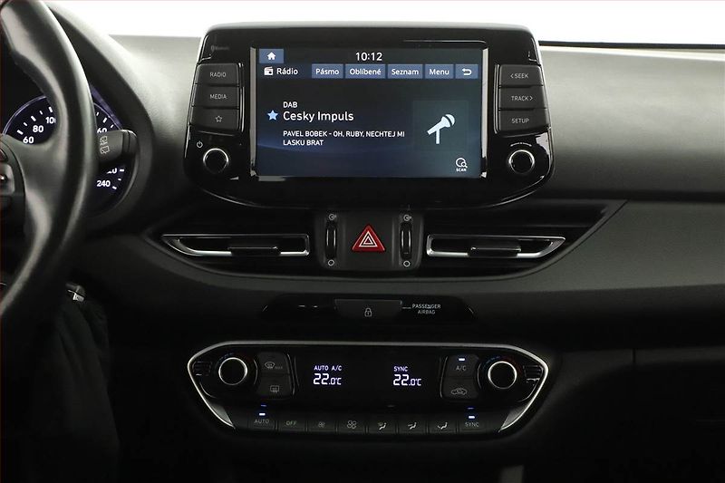 Hyundai i30 (2021) 1.5 T-GDI MHEV, ČR,1.maj - fotka 9 z 14