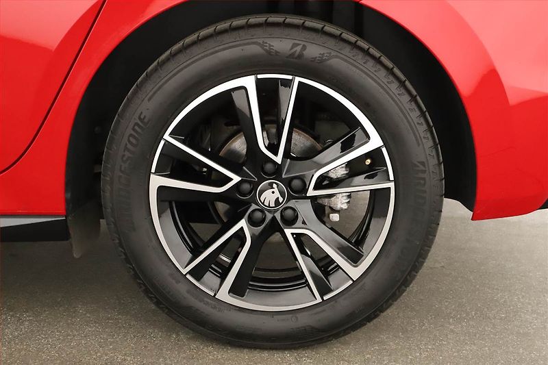 Škoda Fabia (2025) 1.5 TSI, Monte Carlo, FullLed - fotka 12 z 14