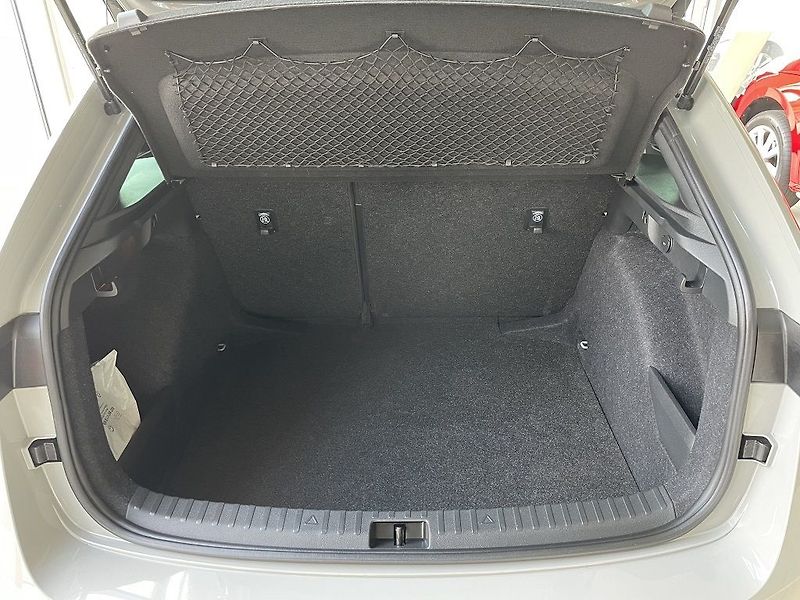 Škoda Scala Monte Carlo 1.0 TSI 85 kW - fotka 12 z 13