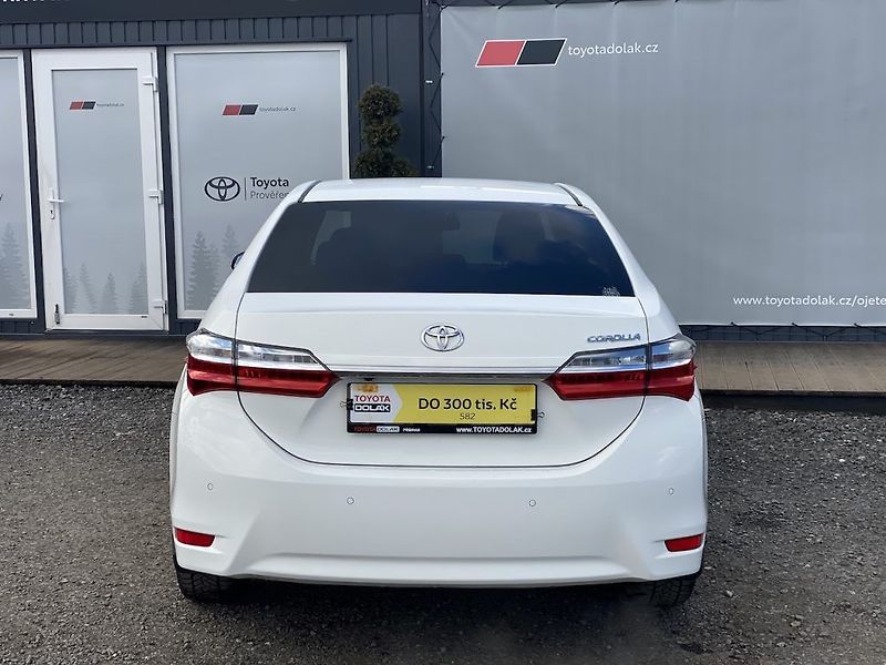 Toyota Corolla 1.6i, ČR-2m, Trend+, automat - fotka 5 z 29