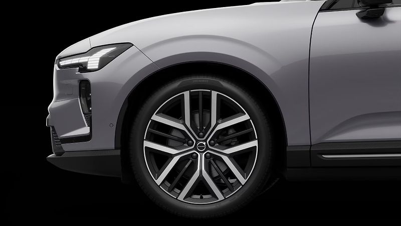 Volvo Ostatní (2026) ULTRA, P10 AWD electric, 375 k - fotka 6 z 13