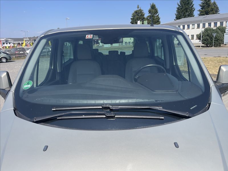 Ford Tourneo Custom 2,2 TDCi 114kw Titanium 8míst - fotka 31 z 37
