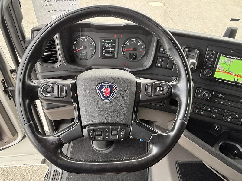 Scania R460 EURO 6 low deck  - fotka 18 z 25