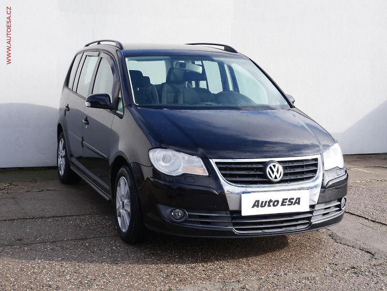 Volkswagen Touran (2007) 1.4 TSi, autoAC, tažné - fotografie inzerátu