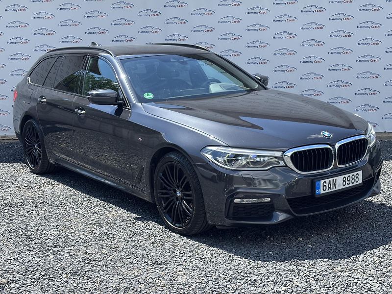BMW Řada 5 (2017) 540iX Drive, 250kW, ČR, DPH - fotka 1 z 18