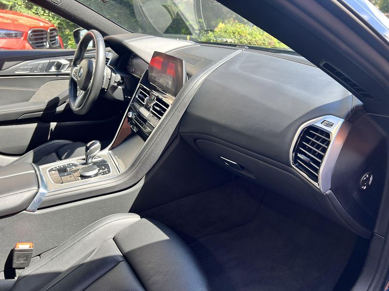 BMW Řada 8 840d xDrive GC M-Sport Laser - fotka 41 z 42