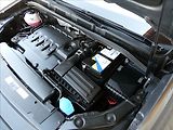 Volkswagen Sharan 2,0 TDi 110kW webasto, 2x kola - náhled 44