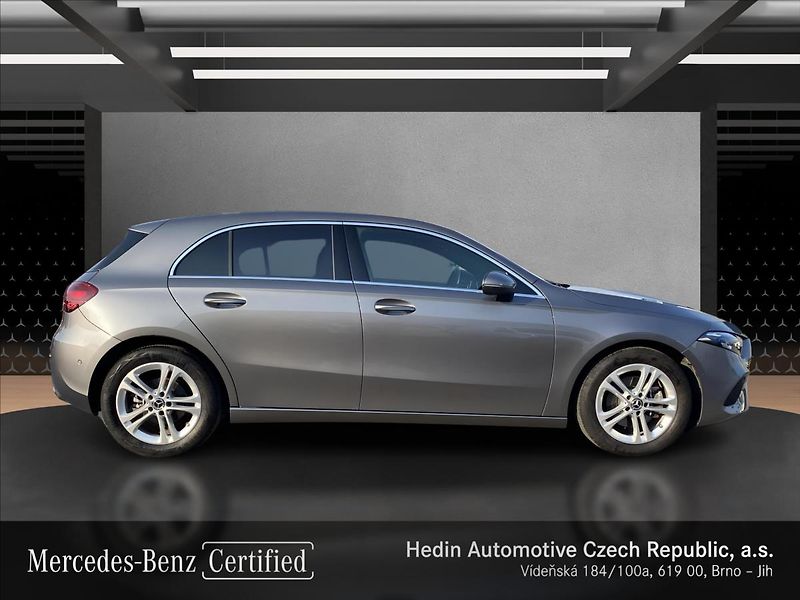 Mercedes-Benz Třídy A A 200 Progressive - fotka 6 z 26