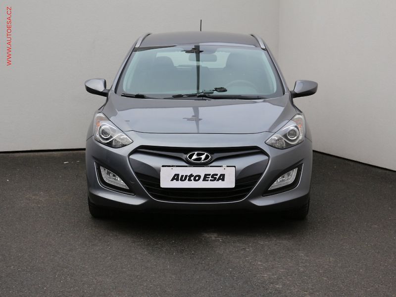 Hyundai i30 (2014) 1.6GDi - fotka 2 z 3